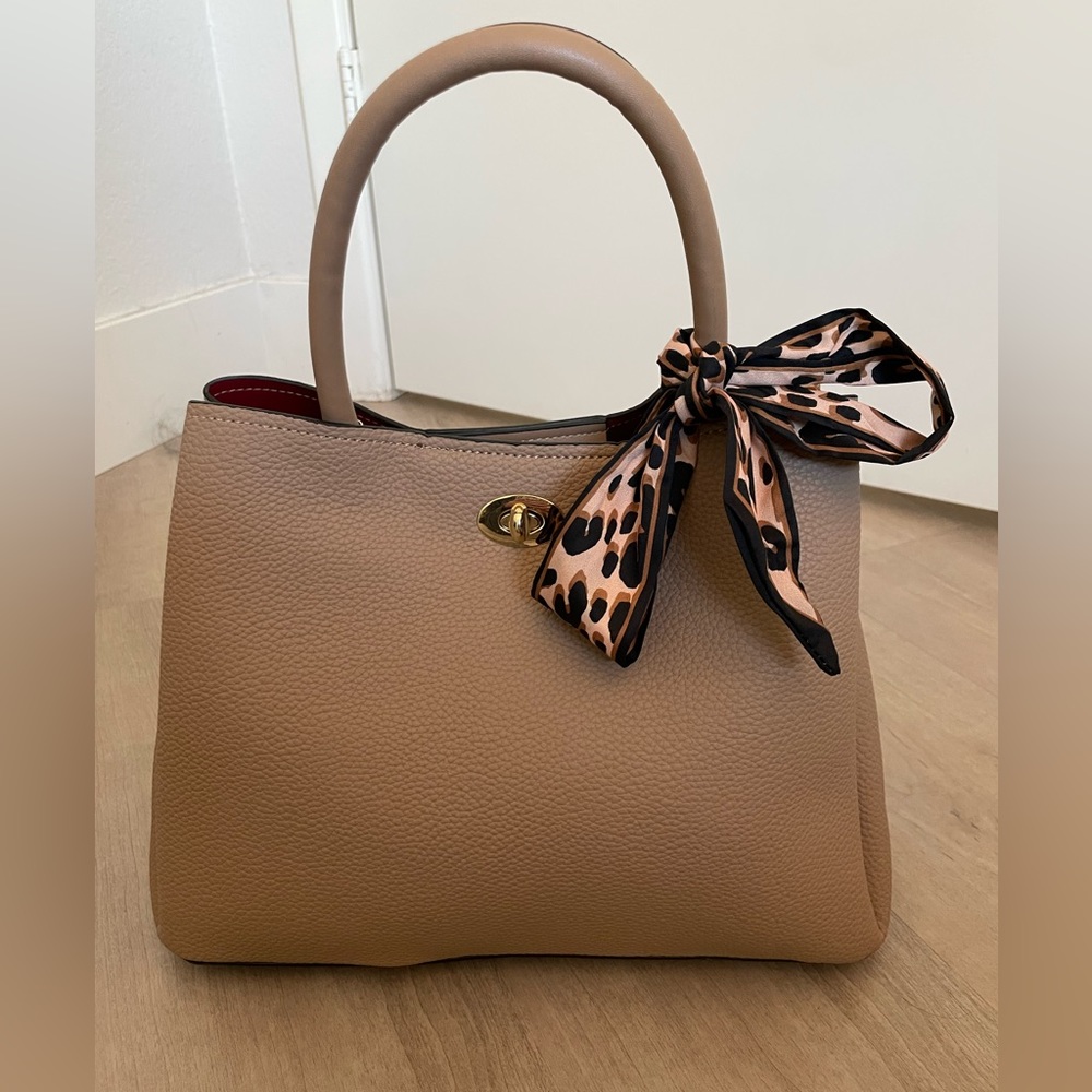 Beige Tote with Removable Cheetah Scarf